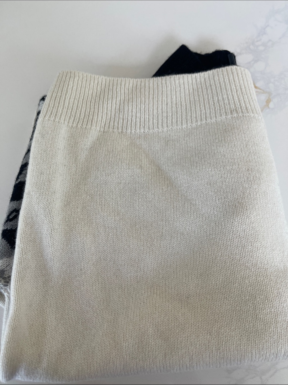 Massimo Dutti Black and Ivory Jacquard Yoke Crewneck Sweater - Picture 12 of 12